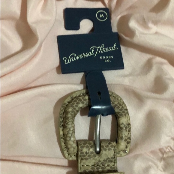 snake skin belt (vegan) - Picture 2 of 3